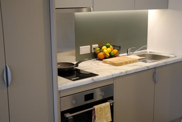1 bed studio, Humberstone Road, Highfields, Leicester, LE54AS - Image 3